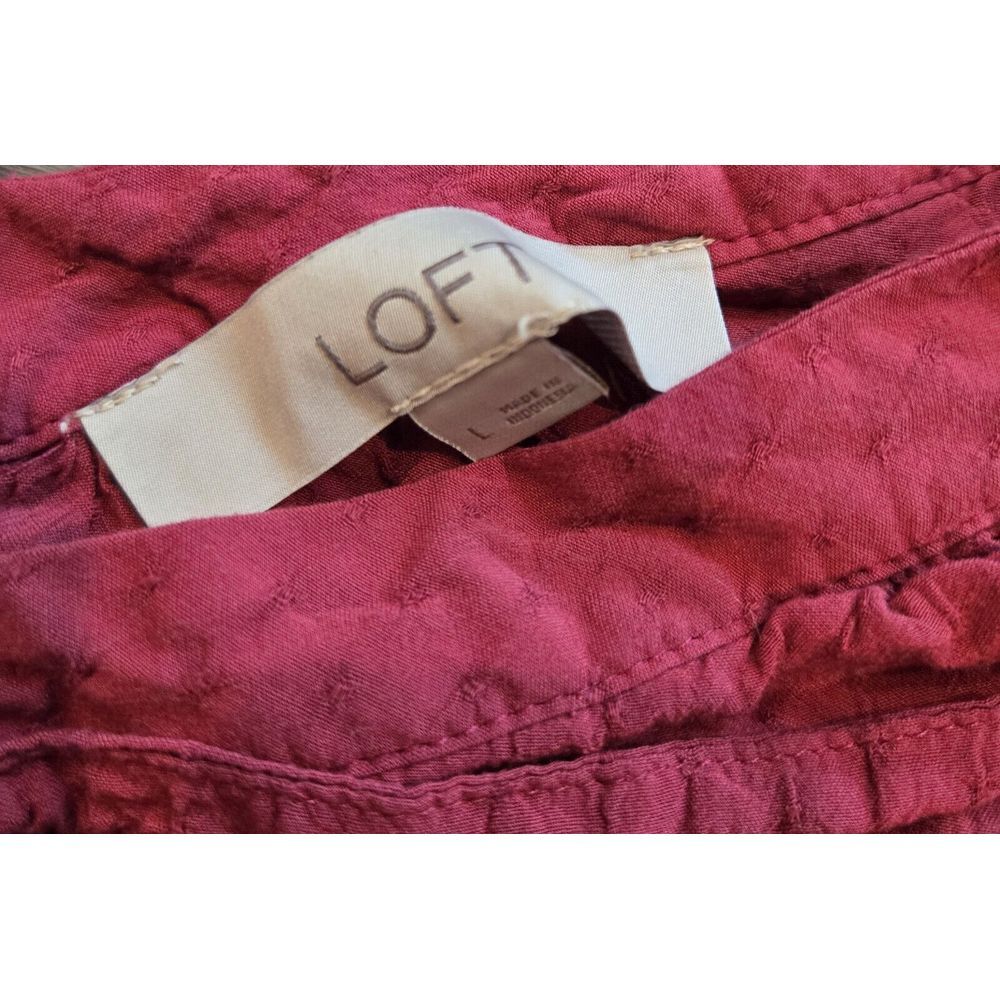 LOFT women's size large‎ maroon Double V-Neck Tank Top Sleeveless ruffles - Picture 4 of 6